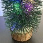 Decoratiune Craciun, bradut artificial cu suport din lemn, 32 cm, 10 micro LED-uri multicolore Decoratiune Craciun, bradut artificial cu suport din lemn, 32 cm, 10 micro LED-uri multicolore