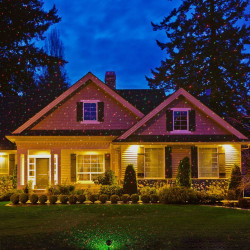 Proiector laser exterior IP44, cu telecomanda, joc de lumini verzi si rosii