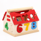 Casuta educativa cu sortator cifre si forme geometrice, lemn, 13x11x11 cm