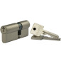 Cilindru de siguranta cu 3 chei, profil European, 30x30 mm, alama, QLOCK Cilindru de siguranta cu 3 chei, profil European, 30x30 mm, alama, QLOCK