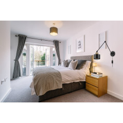 Aplica LED Elza, E27, 35W, aspect modern, IP20, unghi de rotatie 180 grade, cadru otel, negru