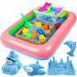 Nisip kinetic albastru, set 3 kg, 6 forme de modelat, cutie gonflabila 45x58 cm