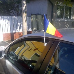 Steag 30x45 cm, Romania, suport de prindere pe geamuri la masina