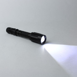 Lanterna profesionala XML-T6, Led 1000 lumeni