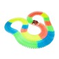 Pista flexibila masinute Magic Tracks, 168 piese fluorescente, LED multicolor Pista flexibila masinute Magic Tracks, 168 piese fluorescente, LED multicolor