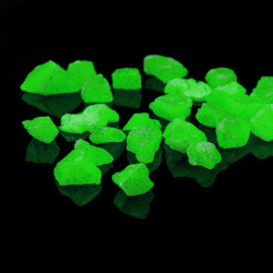 Pietricele fosforescente verzi pentru decor glow, granulatie 25 mm, natur