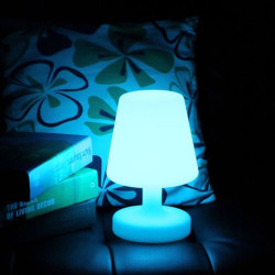 Veioza LED iluminata integral RGBW, telecomanda, 4 moduri iluminare, 25 cm
