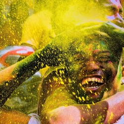 Tun pudra holi UV color pentru petreceri glow, lungime tub 40 cm, 120 g