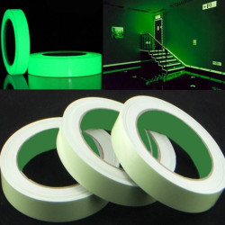 Banda fosforescenta autoadeziva, rola 25 m lungime, lumineaza verde