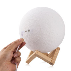 Lampa Luna 3D 20 cm, LED 16 culori, reincarcabila, telecomanda, suport lemn