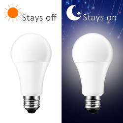 Bec LED cu senzor zi/noapte, putere 10W, forma A60, lumina naturala