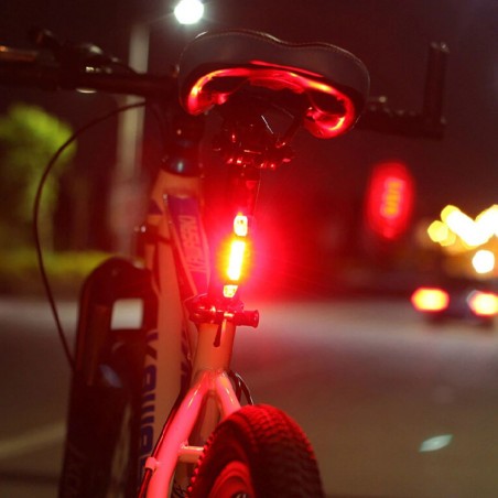 Stop bicicleta 5 LED-uri, 4 moduri iluminare, incarcare USB, 2 inele fixare