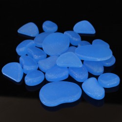 Pietricele fosforescente decorative glow albastre care lumineaza albastru