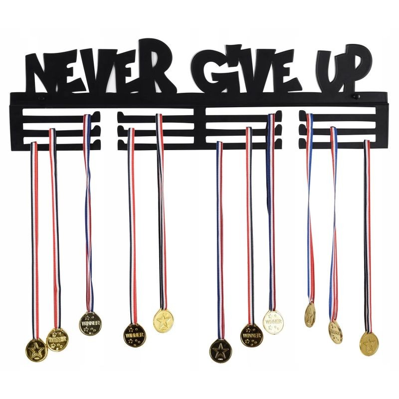 Suport pentru medalii Never give up, fixare pe perete, 12 carlige, negru