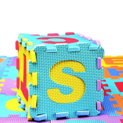 Covor spuma Eva tip puzzle cu cifre si litere 3.2 M2, 36 piese, 30x30 cm, grosime 0.9 cm