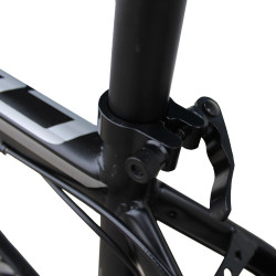 Bicicleta MTB 26 inch, schimbator Shimano 21 viteze, frane pe disc, cadru otel, Tornado