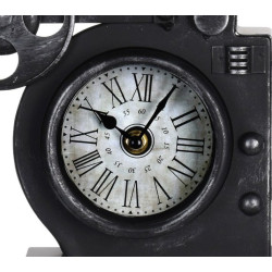 Ceas metal retro, forma camera video cu trepied si 2 role film, dimensiune 30x29x53 cm