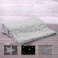 Patura fosforescenta 150x200 cm, stelute glow in the dark, moale si confortabila Patura fosforescenta 150x200 cm, stelute glow in the dark, moale si confortabila