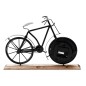Ceas de masa metalic, forma bicicleta, suport de lemn, dimensiune 42x7.5x28.5 cm Ceas de masa metalic, forma bicicleta, suport de lemn, dimensiune 42x7.5x28.5 cm