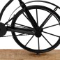 Ceas de masa metalic, forma bicicleta, suport de lemn, dimensiune 42x7.5x28.5 cm Ceas de masa metalic, forma bicicleta, suport de lemn, dimensiune 42x7.5x28.5 cm