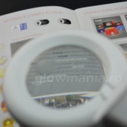 Lampa de masa cu lupa reglabila