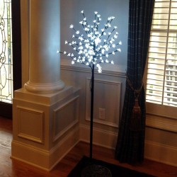 Decoratiune Copac artificial cu LED pentru interior si exterior