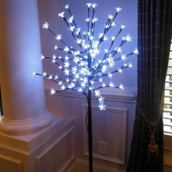 Decoratiune Copac artificial cu LED pentru interior si exterior