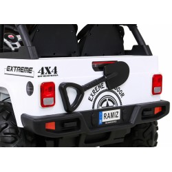 Masinuta electrica GRAVITY Strong, 2 motoare, roti spuma EVA, 2 locuri, alb