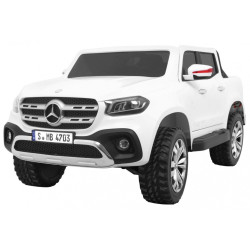 Masinuta electrica Mercedes X-Class, 4 motoare, 2 locuri, roti spuma EVA, alb