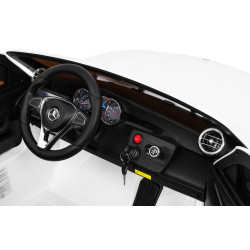 Masinuta electrica Mercedes GLC 63S, 4 motoare, roti spuma EVA, panou tactil