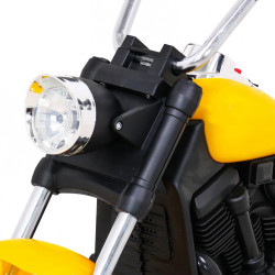 Chopper V-Max electric , 6V/4,5Ah, lumina fata, claxon, melodii, 82 x 43 x 53 cm, capacitate motor 25W
