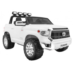 Masinuta electrica Toyota Tundra, 2 locuri, 2 motoare, alb