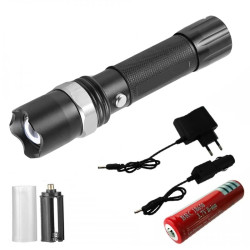 Lanterna SMD cu zoom, acumulator, raza 200 metri, incarcator auto si priza