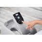 Jacuzzi gonflabil AirJet, 2-4 persoane, husa protectie, suport bauturi, aspect ratan Jacuzzi gonflabil AirJet, 2-4 persoane, husa protectie, suport bauturi, aspect ratan