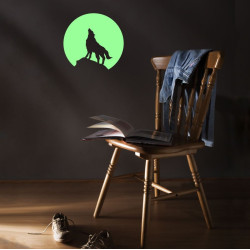 Sticker decorativ glow luminos model Lup-Luna