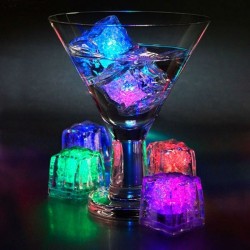 Cuburi de gheata luminoase cu LED