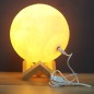 Lampa de veghe luna 3D 20 cm, 16 culori, telecomanda, suport lemn, reincarcabila USB, RESIGILAT