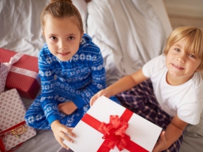 5 Idei de cadouri educative si distractive pentru baietei